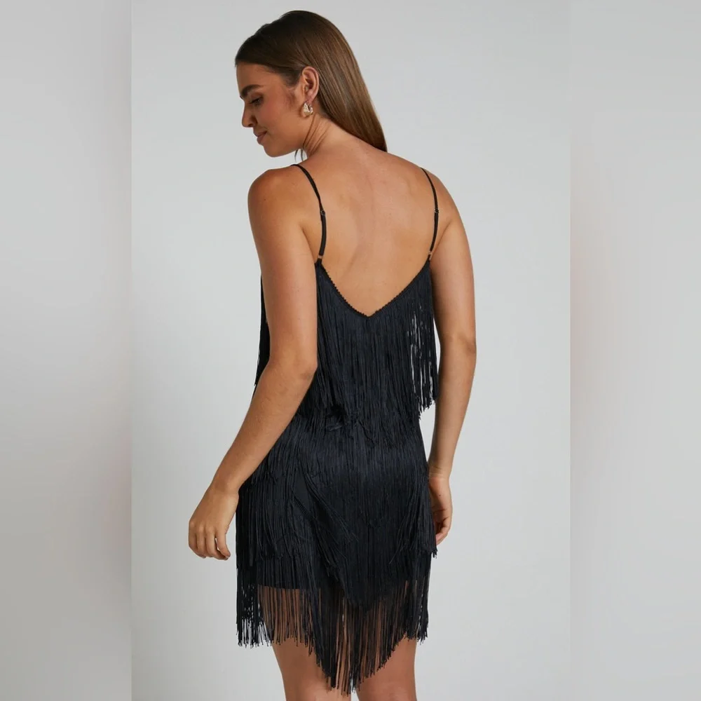 Showpo Siofra Zig Zag Fringe Mini Dress in Black Size 8 New with tag - Picture 4 of 10